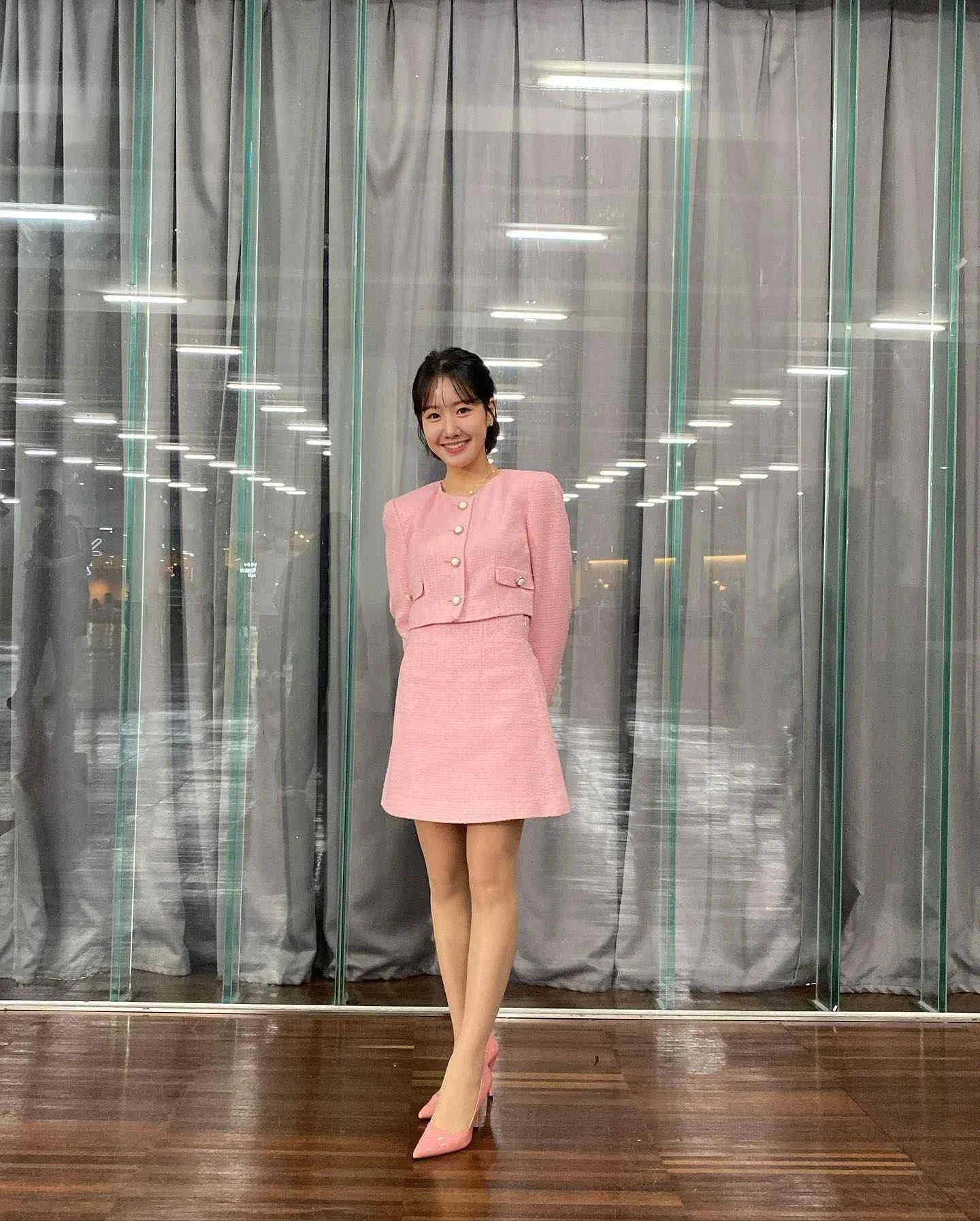 Jin Ji Hee - jin-ji-hee-sexy-9.webp